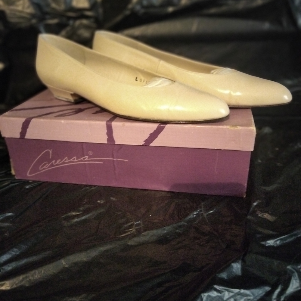 Caress shoes
